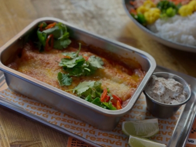 Louny jídlo z cateringu